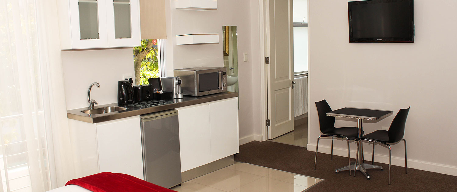 Room-Accommodation-Apartments-Cape-Town Kitchenette
